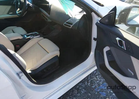 2026 BMW 228 Gran Coupe z USA, uszkodzony, nr VIN WBA83GG04T7U97684